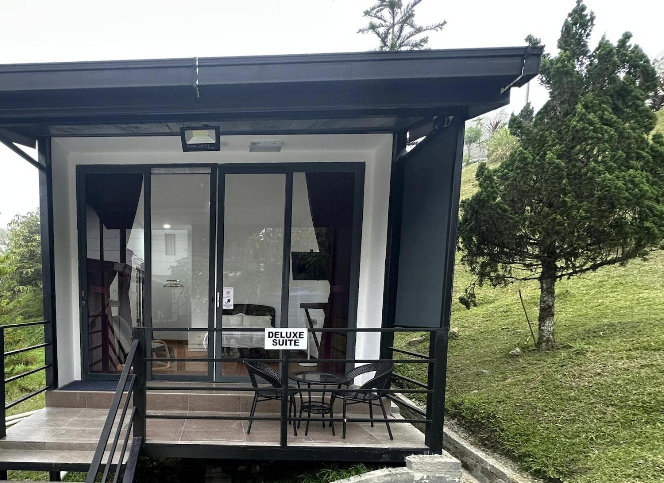 Ayana Holiday Resort Kampong Kundassan Pokoj fotografie
